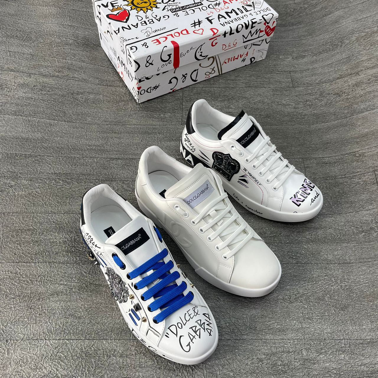 DOLCE & GABBANA MAJOLICA PRINT PORTOFINO LIGHT STROBEL SNEAKERS