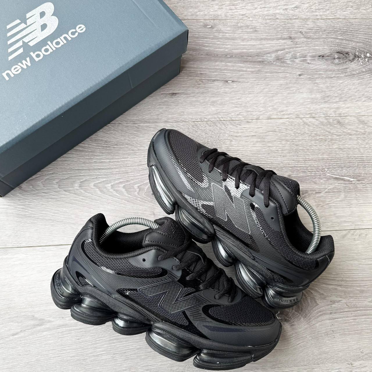 NEW BALANCE ABZORB 2000 “Triple Black"