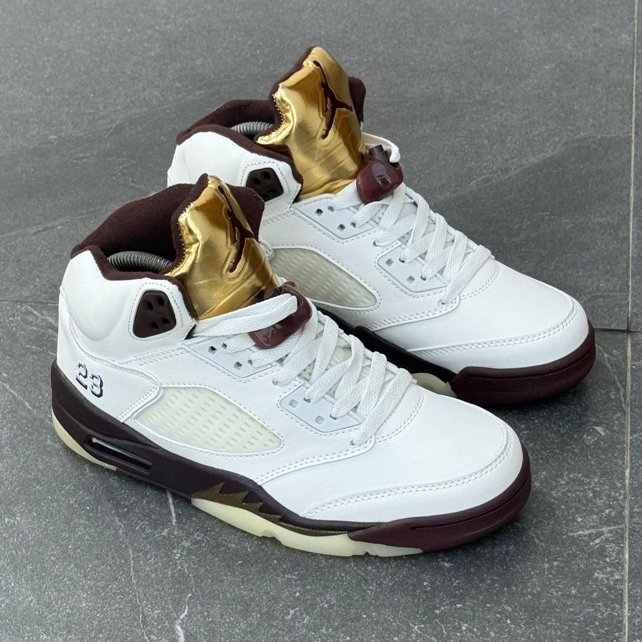 AIR JORDAN 5 RETRO "GOLDEN TICKET"