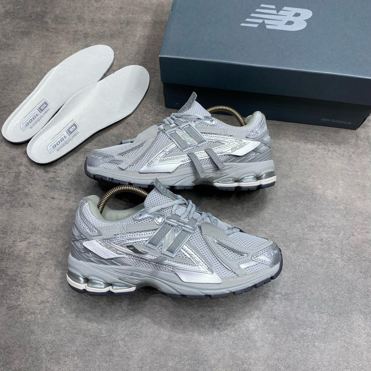 New Balance 1906A Tech Explosive "Metallic Silver"