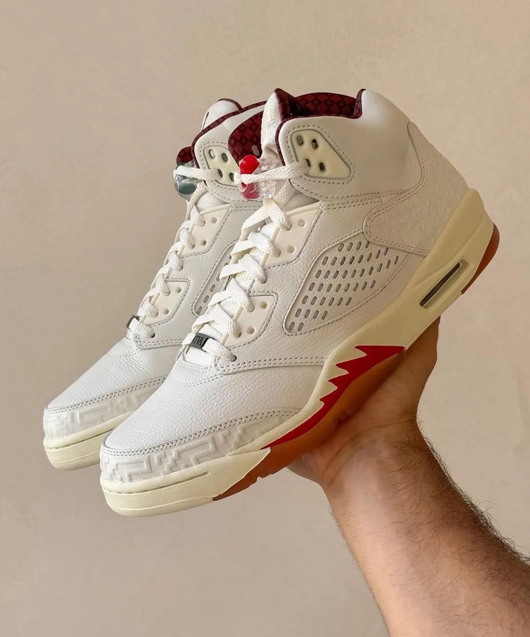 Air Jordan 5 Retro “El Grito”