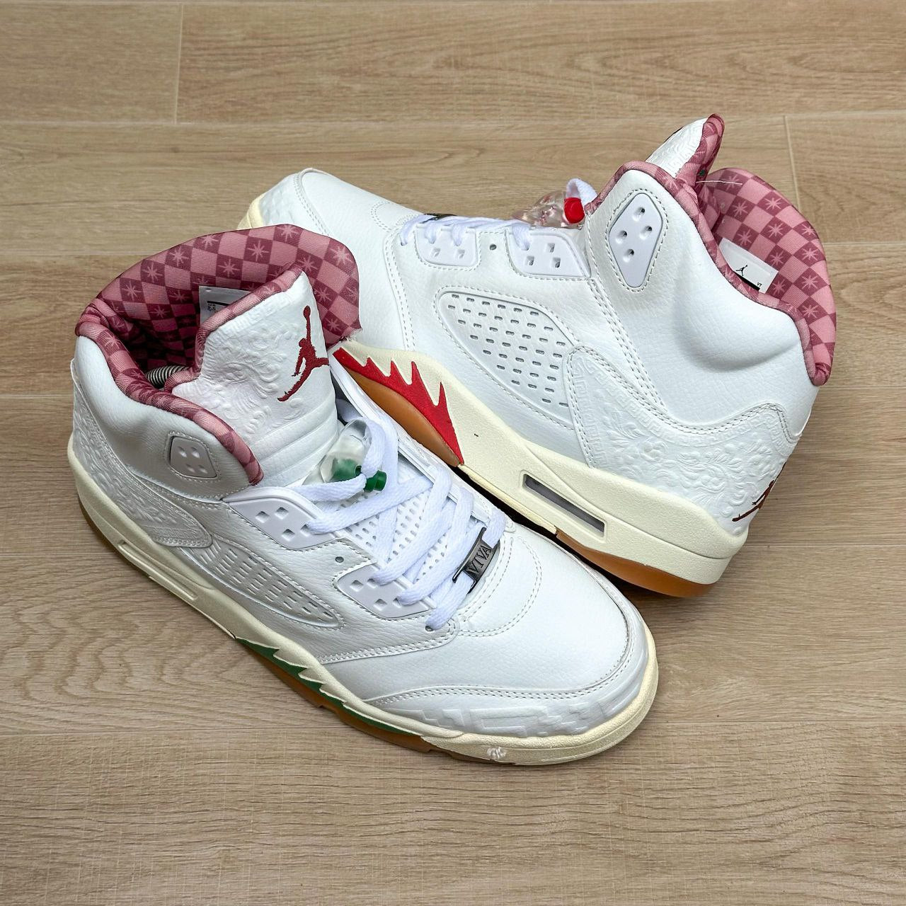 Air Jordan 5 Retro “El Grito”