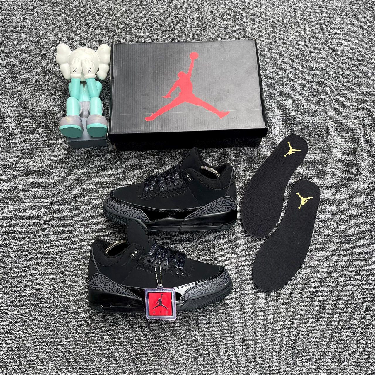 AIR JORDAN 3 RETRO  “BLACK CAT”