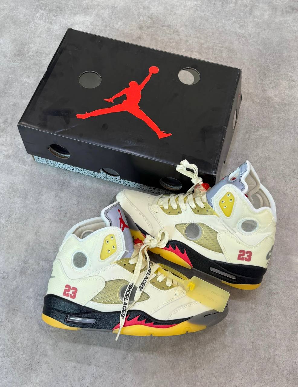 Air Jordan 5 Retro x Off-White