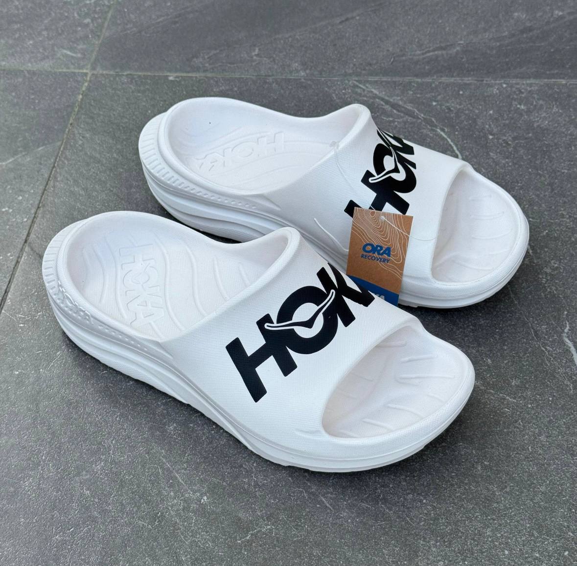 HOKA Slides