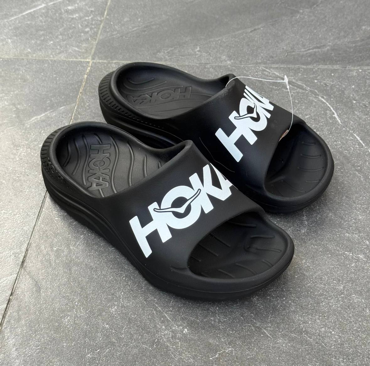 HOKA Slides