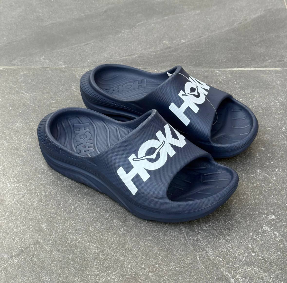 HOKA Slides