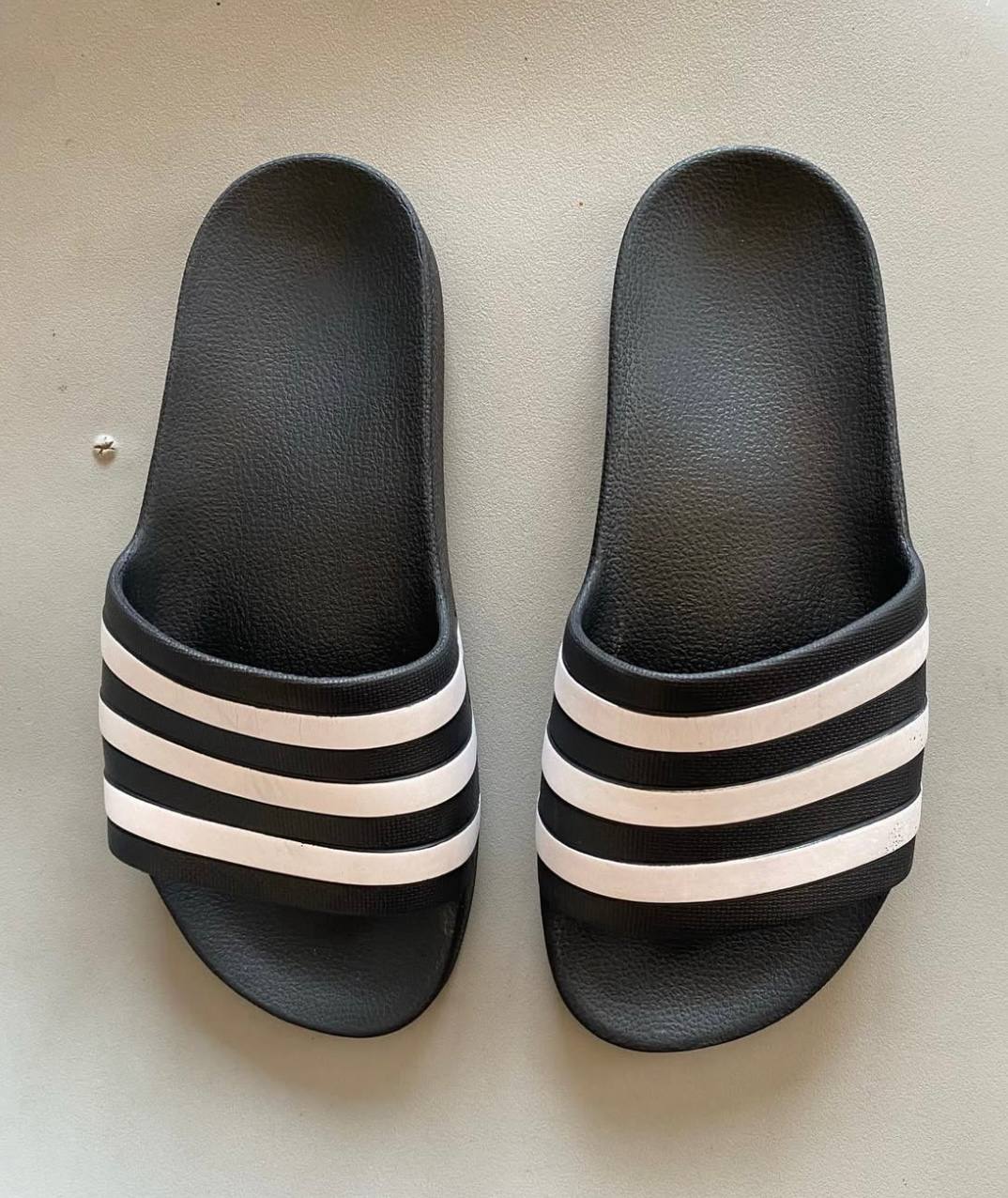Adidas Adilette Slides