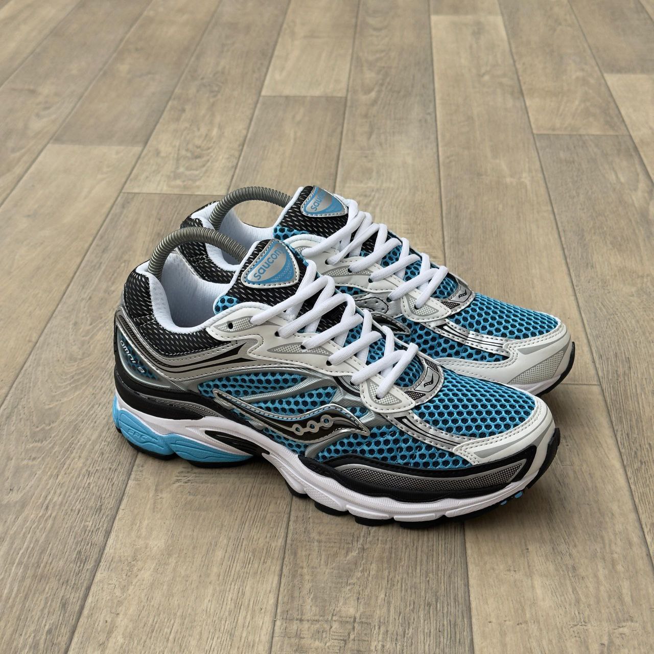 SAUCONY PROGRID OMNI 9 OG  "ROYAL SILVER"