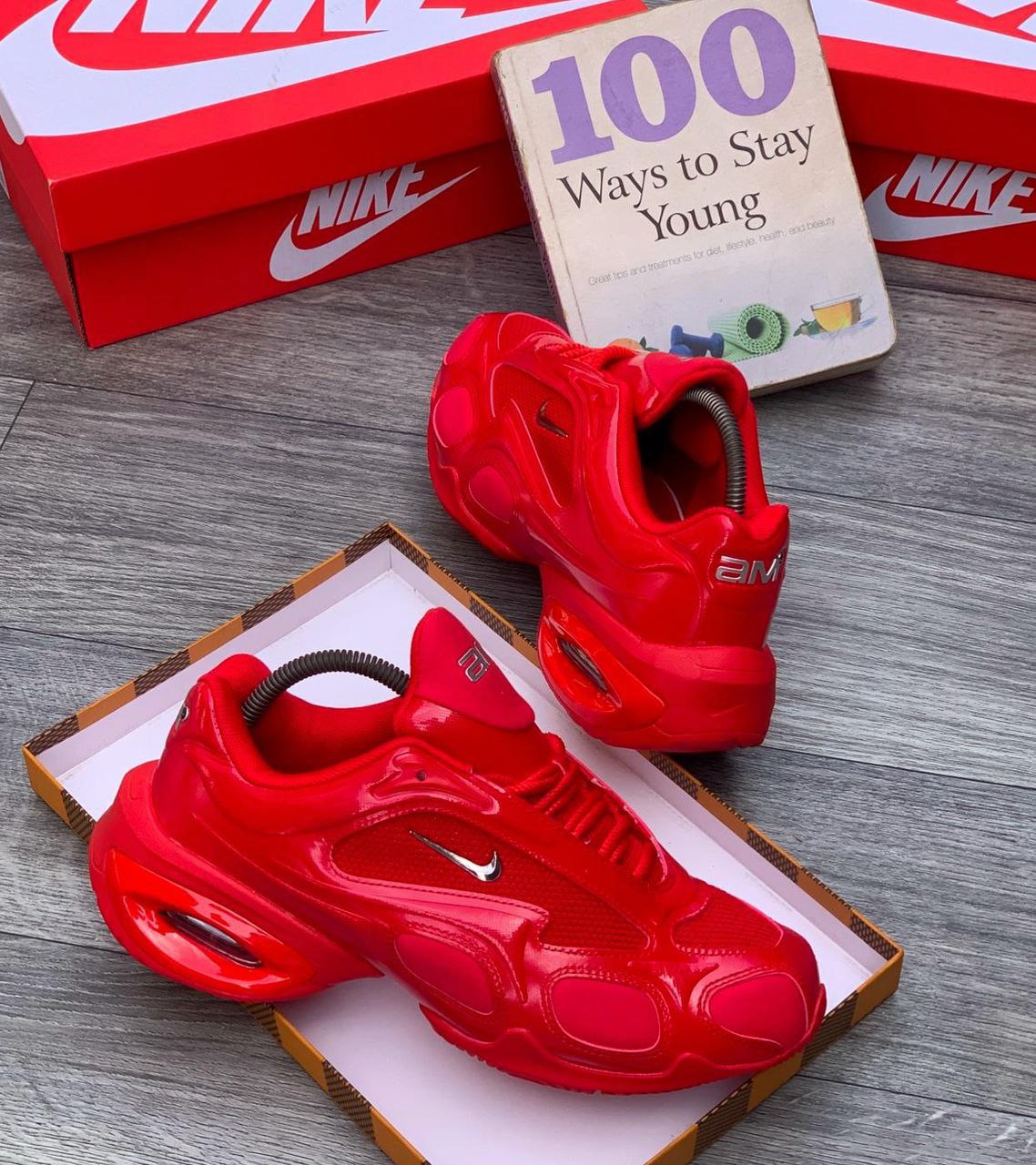 NIKE AIRMAX MUSE