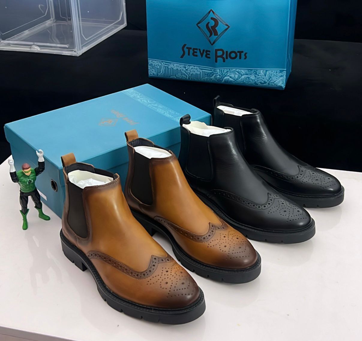 STEVE RIOT BROGUES LACELESS LEATHER CHELSEA BOOT